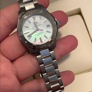 Tag Heuer sapphire crystal aqua racer pearl face